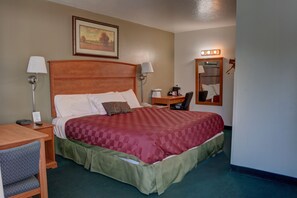 Free WiFi, bed sheets - The Palms Motel (Portland)
