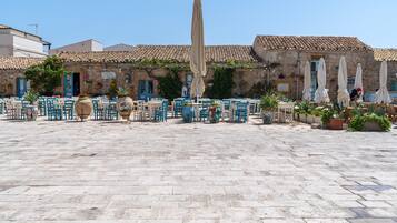 Ristorazione all'aperto