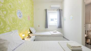 2 多间卧室、免费 WiFi、床单