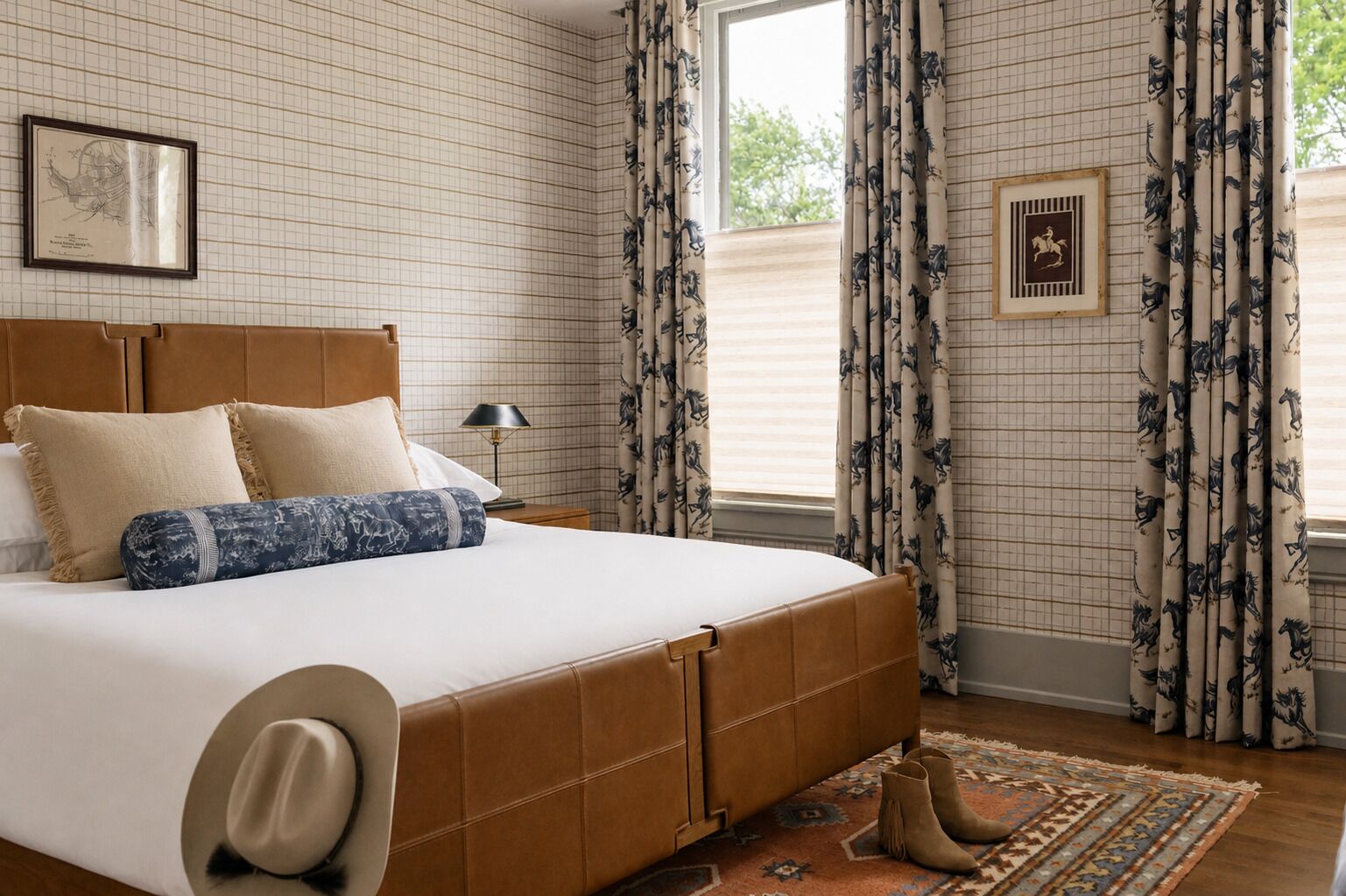 Habitación de lujo doble | Ropa de cama de alta calidad, edredones de plumas, decoración individual