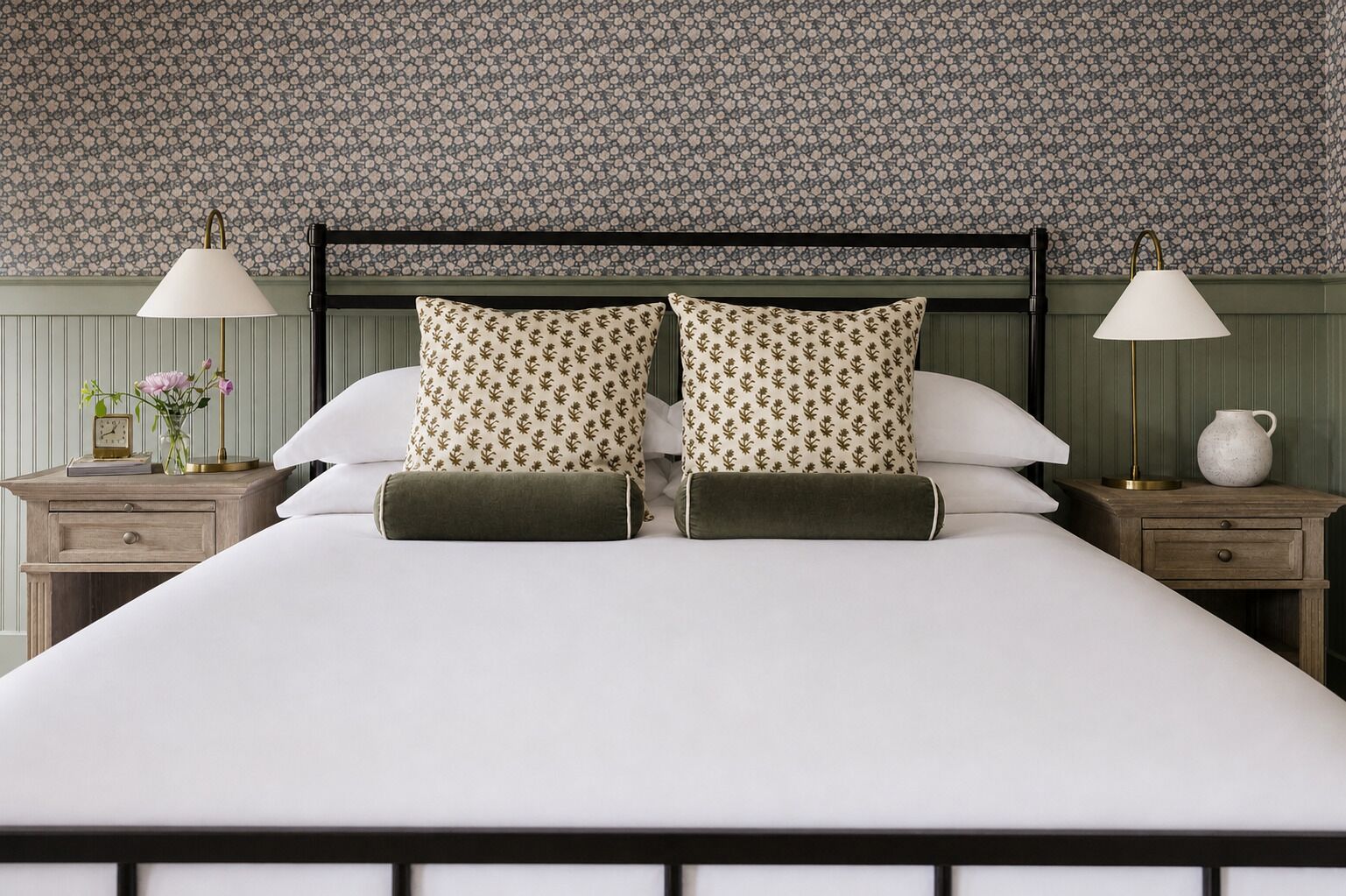 Habitación doble de lujo | Sábanas italianas Frette, ropa de cama de alta calidad y edredón 