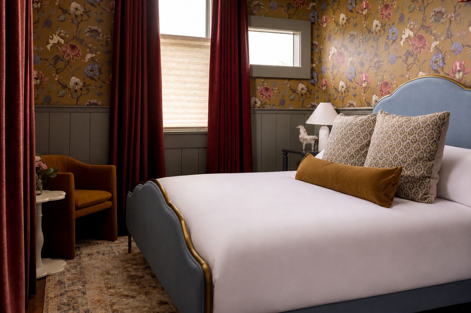 Habitación de lujo doble, 1 cama de matrimonio grande | Ropa de cama de alta calidad, edredones de plumas, decoración individual