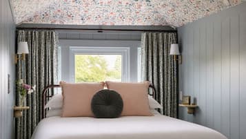 Chambre Quadruple Luxe | Literie de qualité supérieure, couette en duvet d'oie