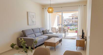 Phaedrus Living: Seaside Thalassa Cretan 102