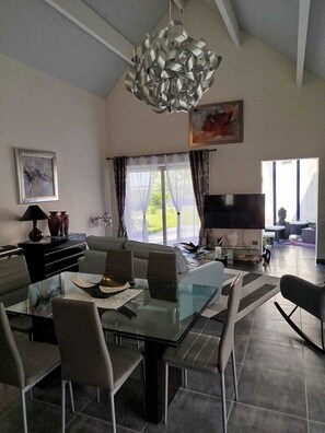 Interior - Le Logis Vinae (Pouillé)