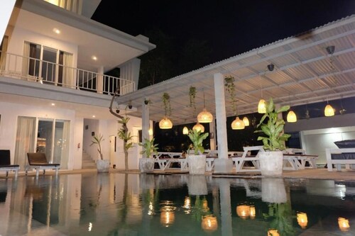 Pom Pom's Bali Apartments