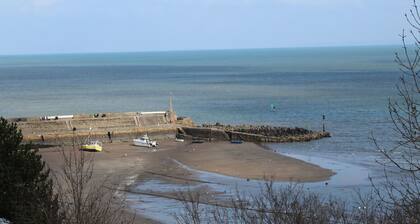 Ground floor apartment, New Quay