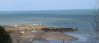 Ground floor apartment, New Quay