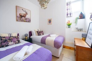 Iron/ironing board, travel cot, free WiFi, bed sheets