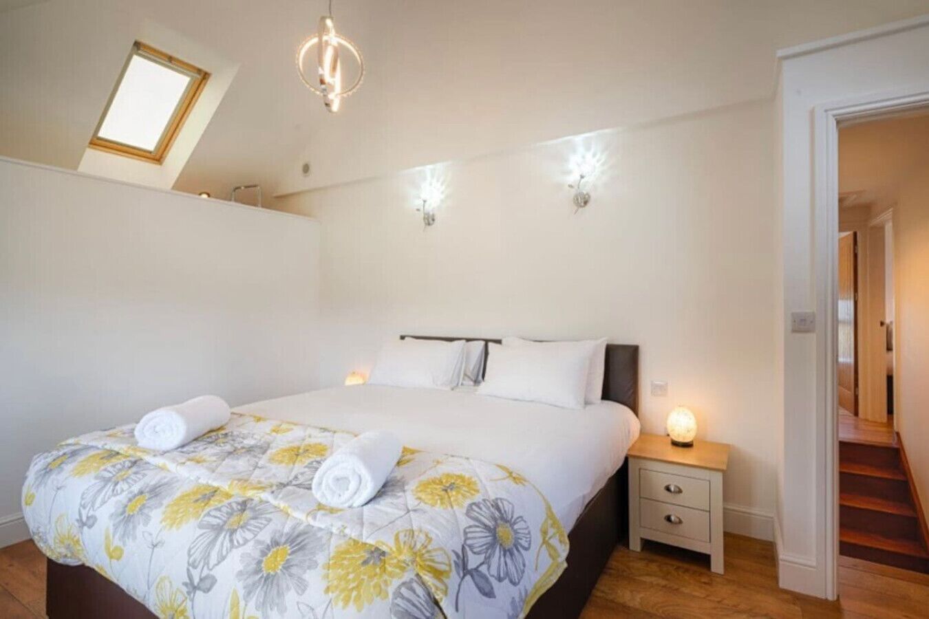 4 chambres, fer et planche à repasser, lit parapluie, Wi-Fi gratuit