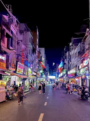 Exterior - The Hidden Hogwarts Hostel (Pham Ngu Lao)