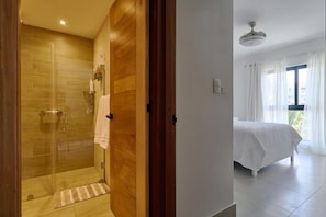 Shower, towels, soap, toilet paper - New! Stylish Poolside Retreat in Cap Cana (Cap Cana)