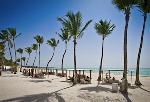 Beach - New! Stylish Poolside Retreat in Cap Cana (Cap Cana)