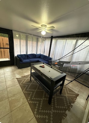 TV connectée, cheminée