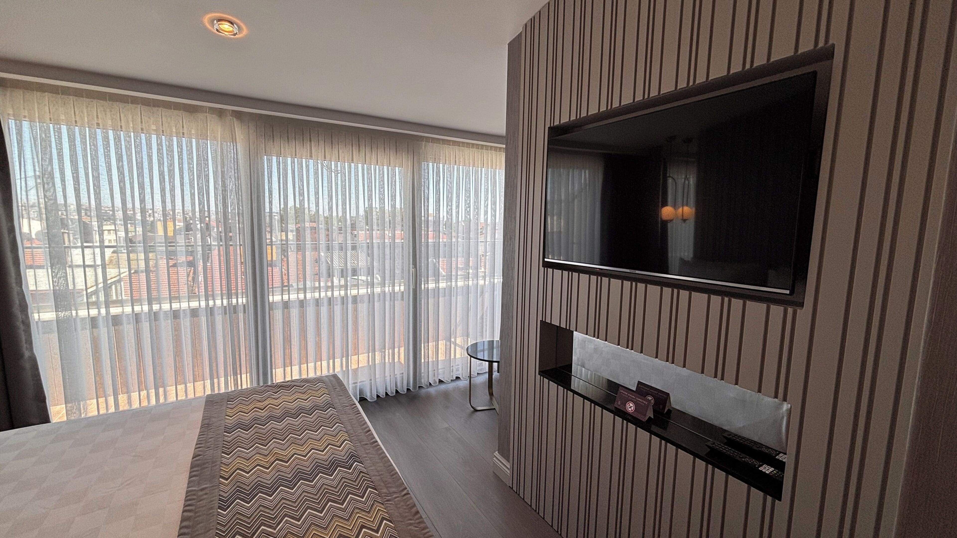 Premium bedding, Select Comfort beds, free minibar items, in-room safe