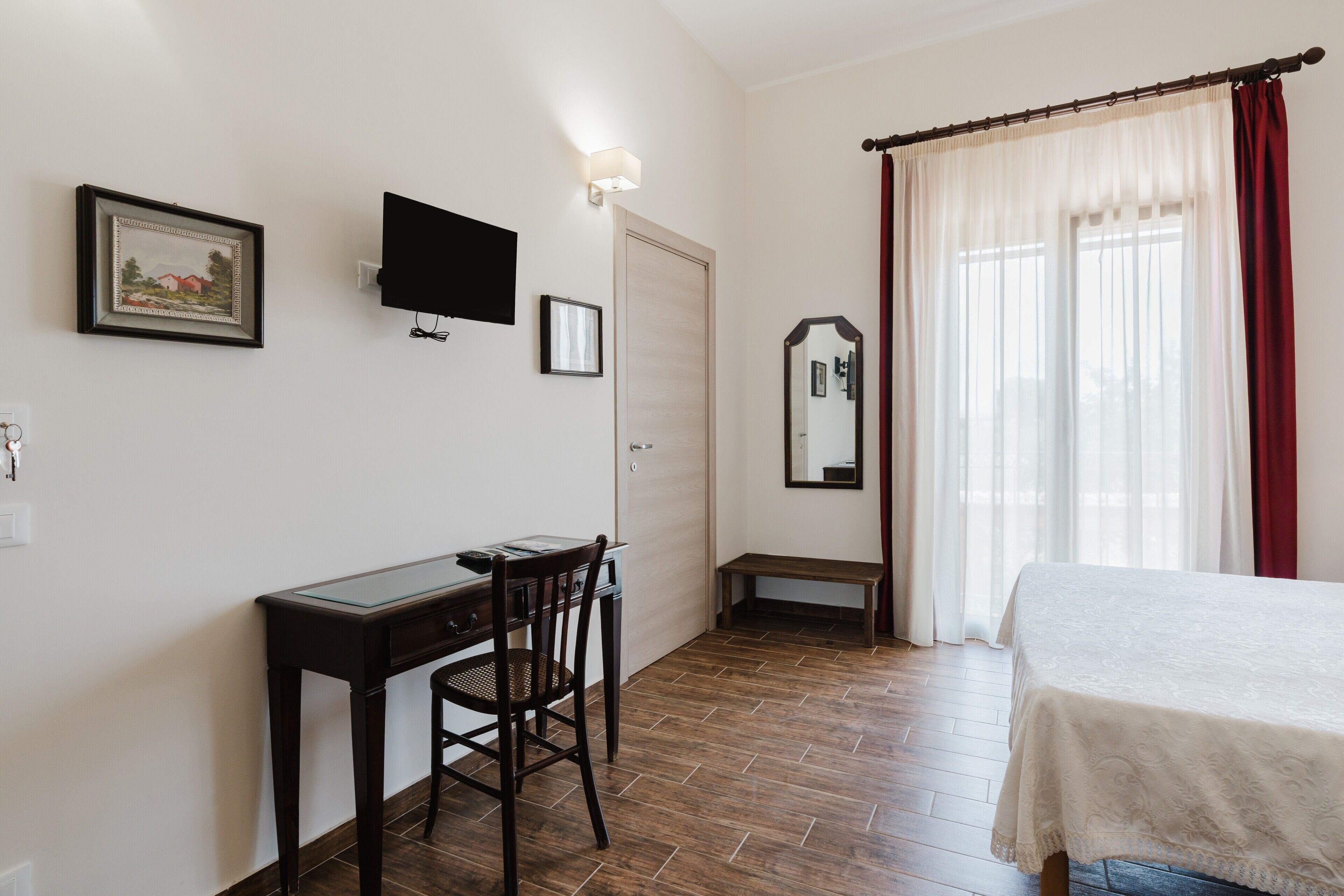 1 bedroom, WiFi, bed sheets