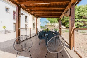 Outdoor dining - Room 'Lanterna' with Mountain View, Wi-Fi, and Air Conditioning (Rilievo)