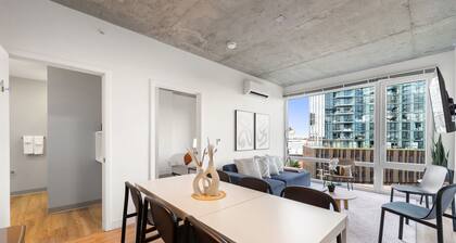 3BR New Modern Lux City Escape