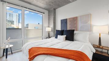 City Apartment, City View | Iron/ironing board, free WiFi, wheelchair access