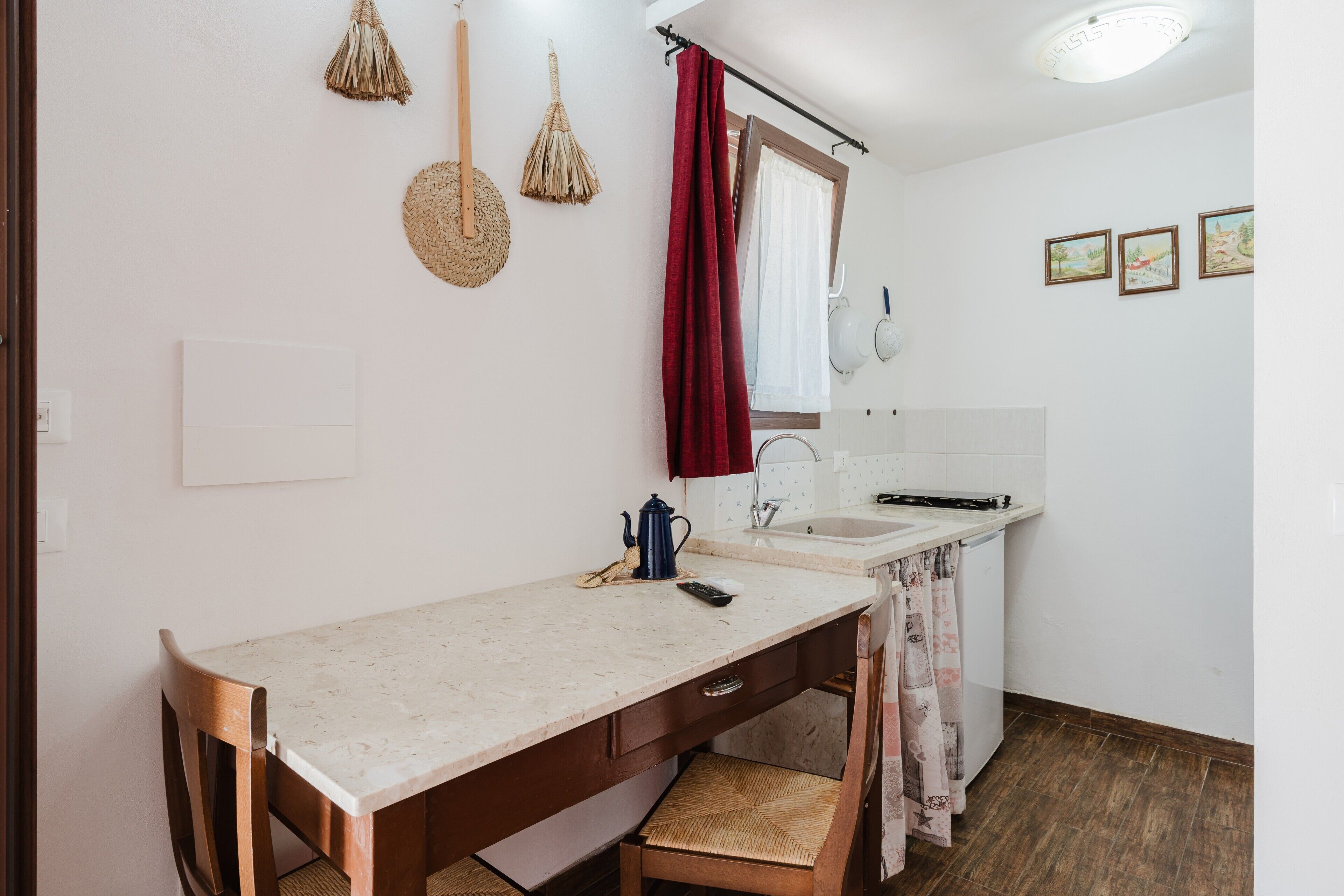 雪櫃、微波爐、爐具、咖啡機/沖茶器