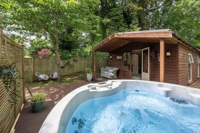 The Hideaway Lower Shockerwick Lodge