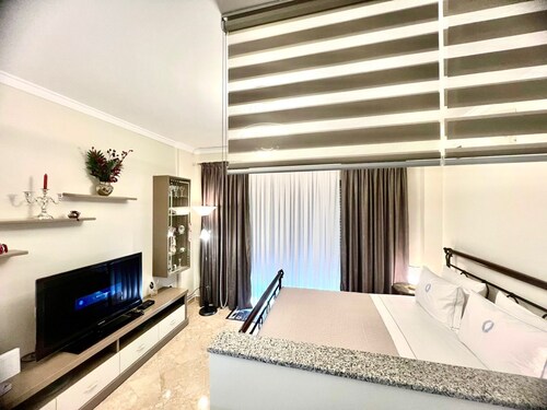 Anna Seaview Cozy 1-Studio Apartment in charming Durres with Wi Fi, AC