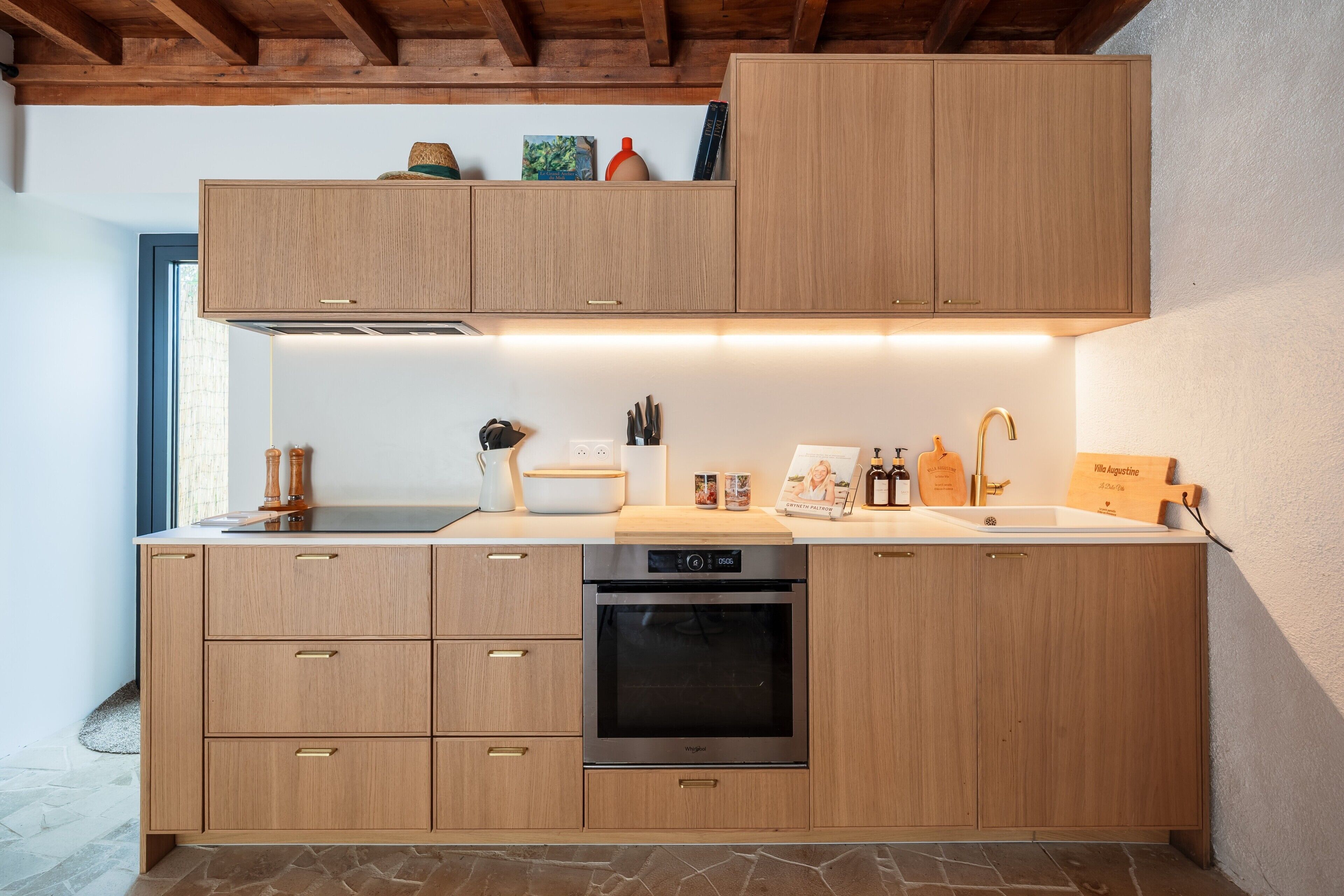 Kühlschrank, Ofen, Herdplatte, Geschirrspüler