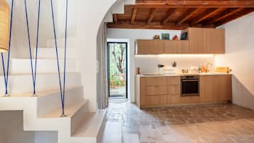 KĂŒhlschrank, Ofen, Herdplatte, GeschirrspĂŒler