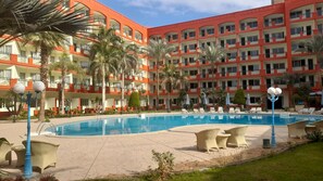 Interior detail - Boudl Grand Pyramids (Giza)