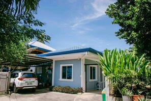 Room, 1 Bedroom, Accessible, Smoking | Exterior