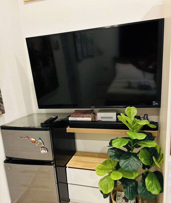 Room amenity - Room-alf's Guesthouse Your Home Away fro (Panglao)