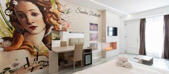 Max Motel - Art Gallery Room