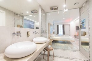 Bathroom - Max Motel - Art Gallery Room  (Piemonte)
