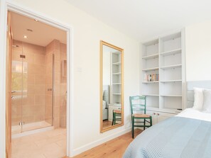 3 Schlafzimmer, individuell dekoriert, individuell eingerichtet