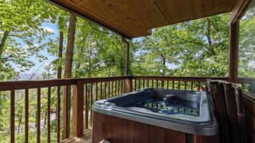 Cabin dành cho gia đình, 2 phòng ngủ, ban công, quang cảnh núi | Bồn tắm spa riêng