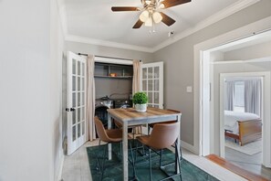 Dining - Downtown Cottage in Lake Charles, LA (Lake Charles)