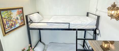 Bàn, khu vực làm việc phù hợp cho laptop