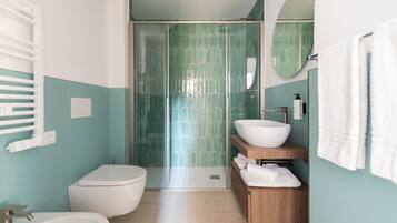Dusche, Bidet