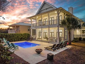 المنشأة من الخارج