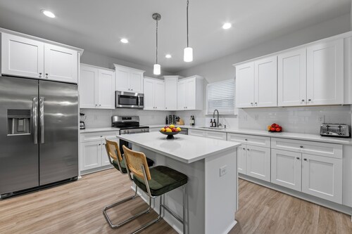 WOW! Charming Charlotte Home w/Hot Tub and Game Room!