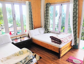 Deluxe Quadruple Room, Balcony, Mountain View | Bed sheets