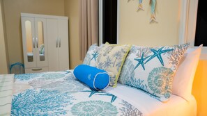 4 bedrooms, iron/ironing board, free WiFi, bed sheets