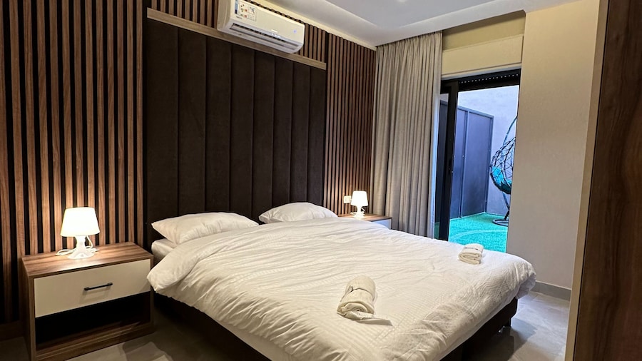 003 Al-najeh JRE Apartments For Rent ave