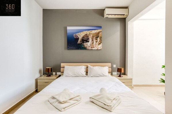 Desk, iron/ironing board, travel crib, free WiFi