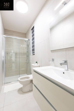 Haartrockner, Handtücher