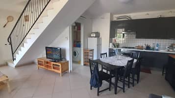 Forno, piano cottura, lavastoviglie