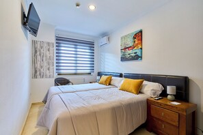 Cubrecamas, cunas gratuitas, wifi gratis y ropa de cama 