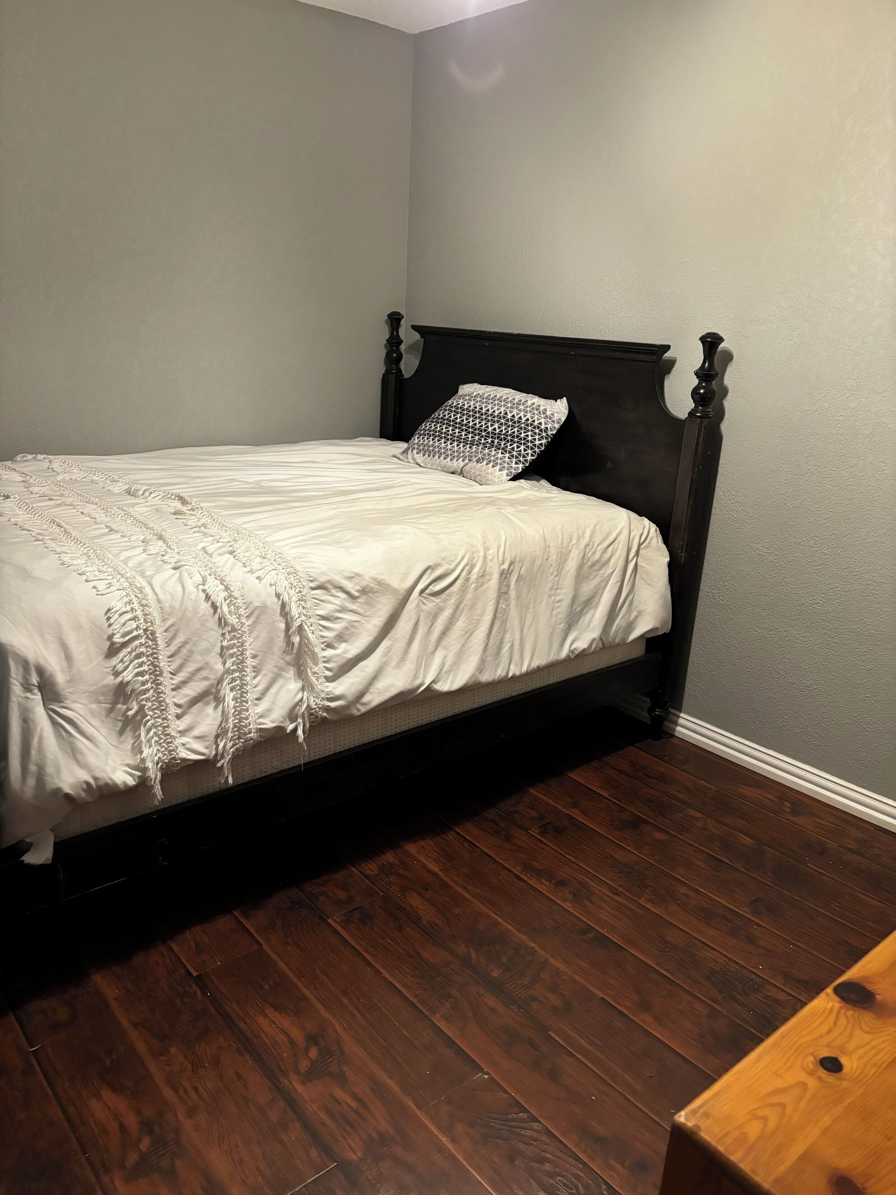 4 dormitorios, tabla de planchar con plancha, wifi y ropa de cama