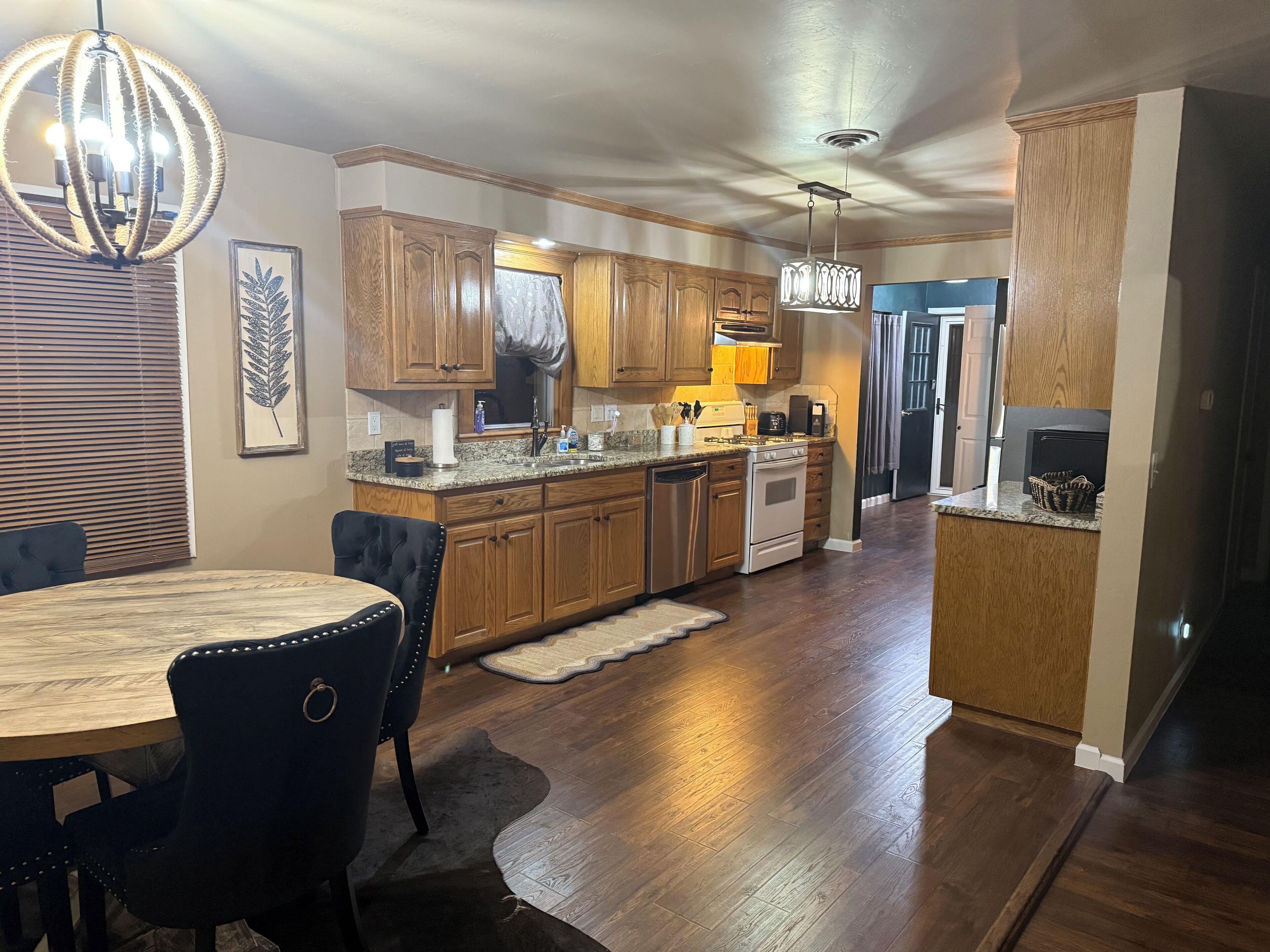 Microwave, oven, stovetop, dishwasher