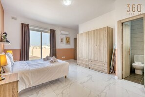 2 chambres, bureau, lit parapluie, Wi-Fi